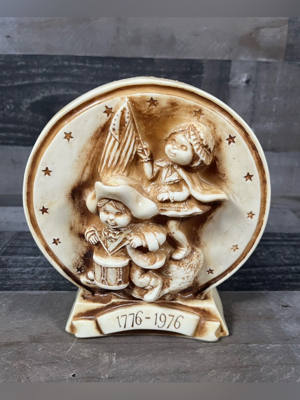 Vintage 1776-1976 Bicentennial Coin Bank United Savings Royalty Industries